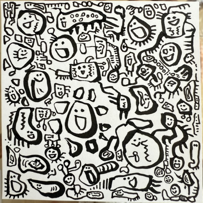 作品 065。中央の大きな丸い顔を、小さな顔や輪郭、模様が取り囲む白黒の絵。